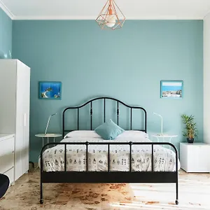 https://sostanza-rooms-in-catania.catania-hotels.net